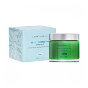 Eine grüne Maske in einem Glasbehälter neben einer blauen Verpackung, beide von SkinCeuticals, für beruhigende Hautpflege.