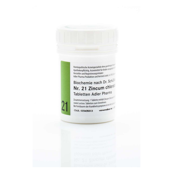 Weißes Fläschchen mit grüner Etikette, enthält homöopathische Zink-Tabletten von Adler Pharma.