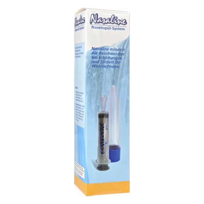 Verpackung eines Nasenspülsystems mit Spritze und Aufsatz, designed zur Linderung von Erkältungssymptomen.